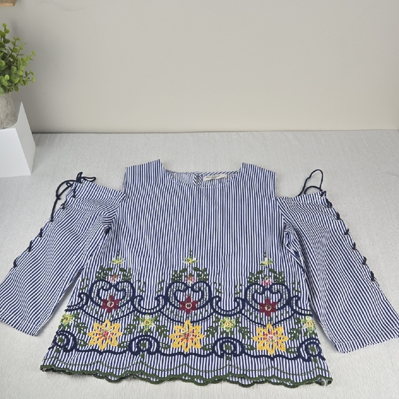 Blue and White Crop Blouse with Embellished Cut Out Sleeves - Picture 1 of 14